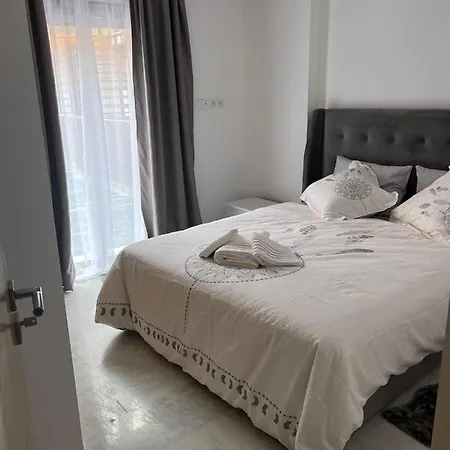 Beautiful 1-Bed Room Apartment In Marrakech Marrakesh Exterior photo