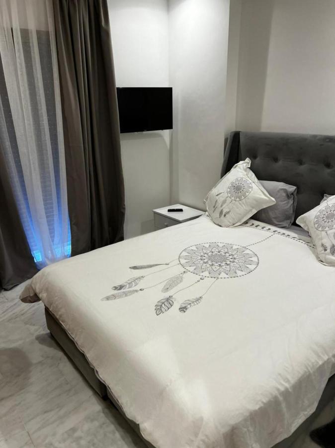 Beautiful 1-bed In Marrakech Apartment *